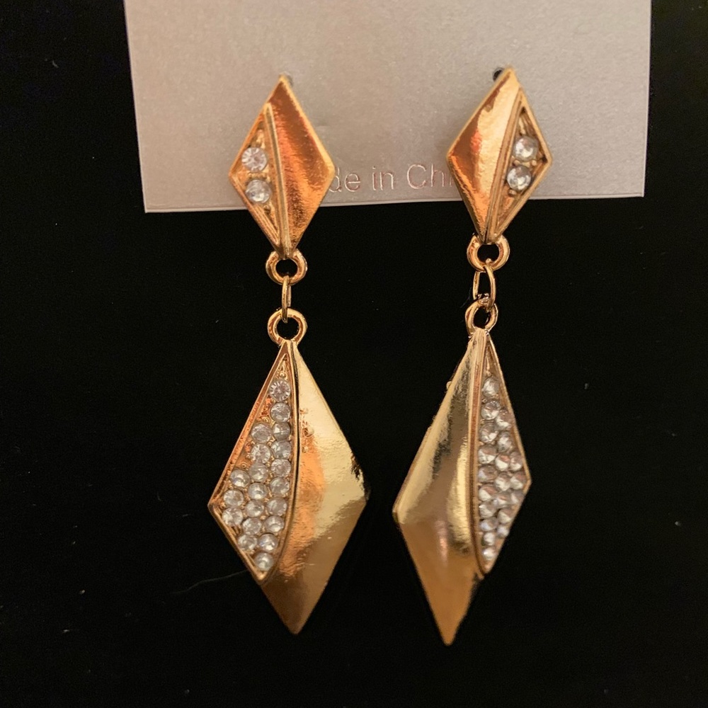 Gold dangle rhinestone earrings
